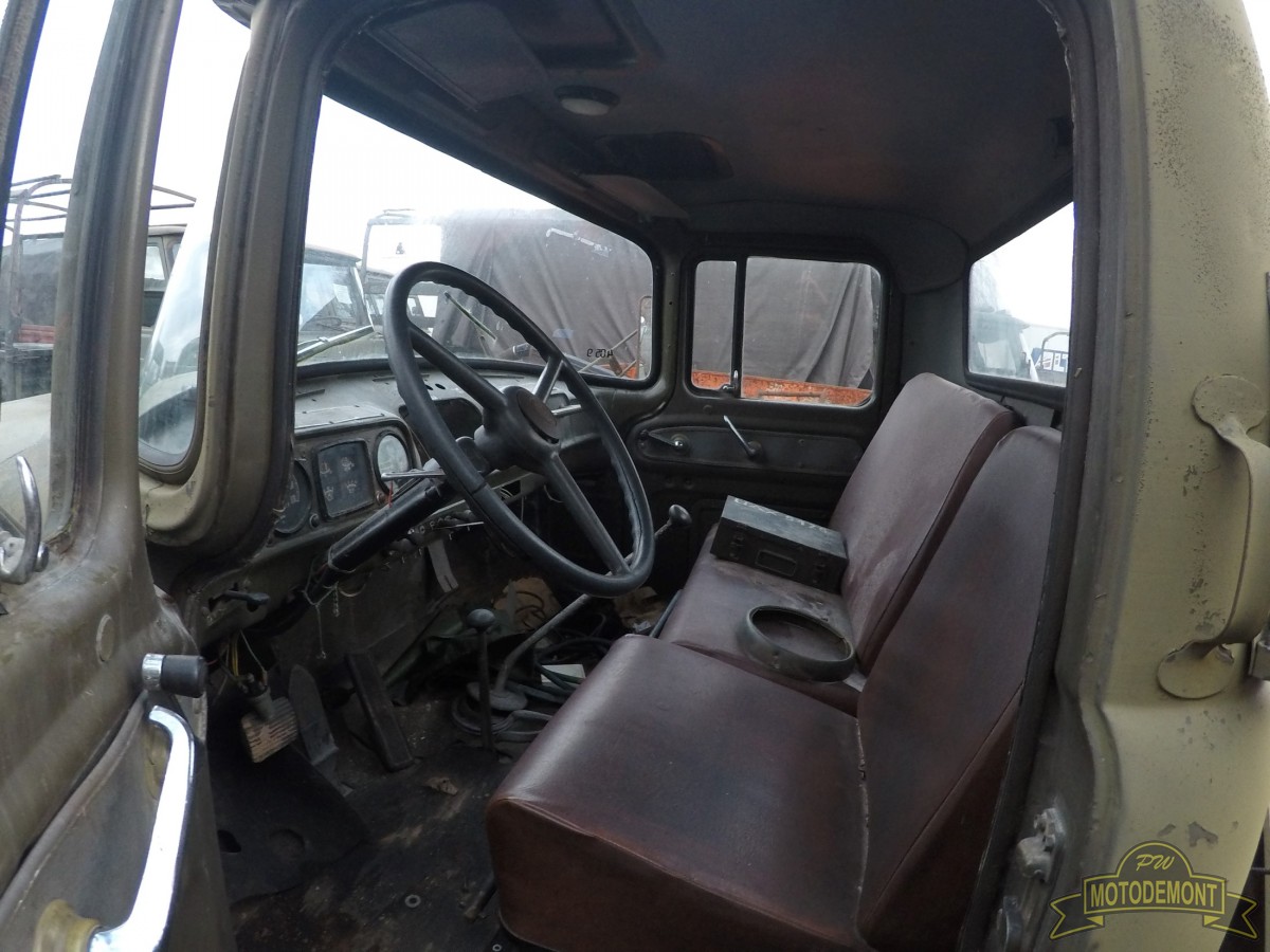 Samochód ZIŁ 131 Ciągnik siodłowy