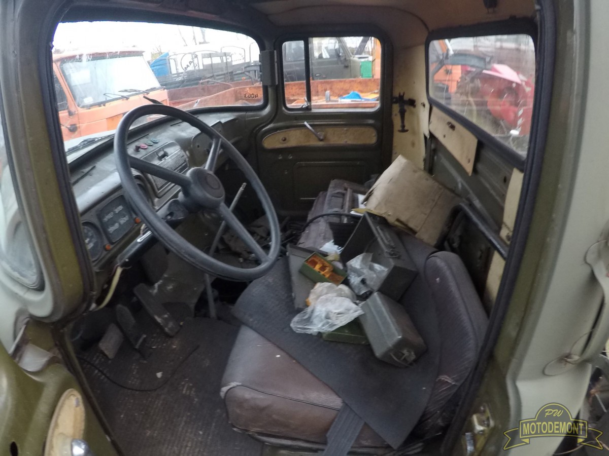 Samochód ZIŁ 131 Ciągnik siodłowy