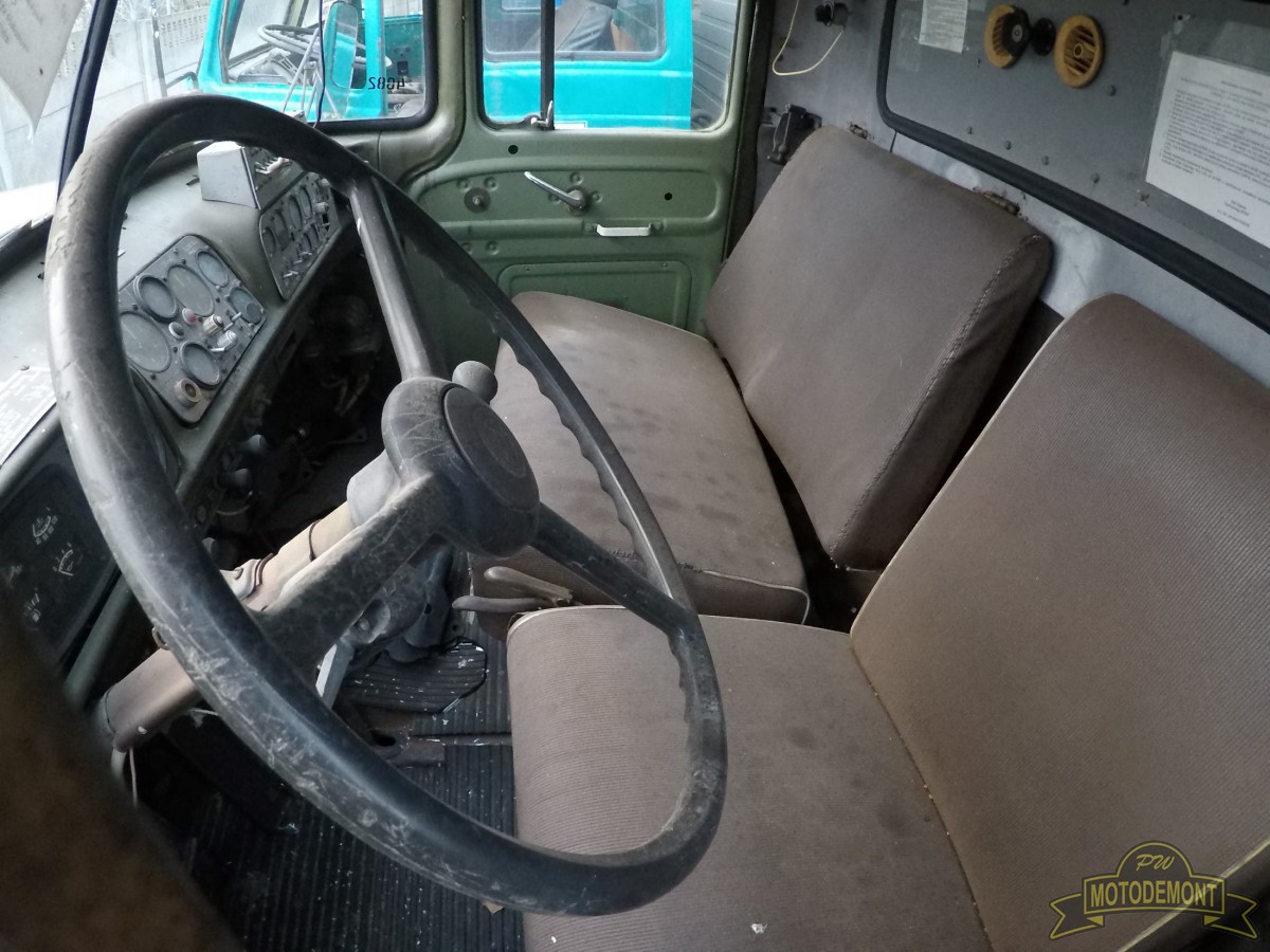 Samochód  ZIŁ-131 Klimatyzator lotniczy AMK 24/56