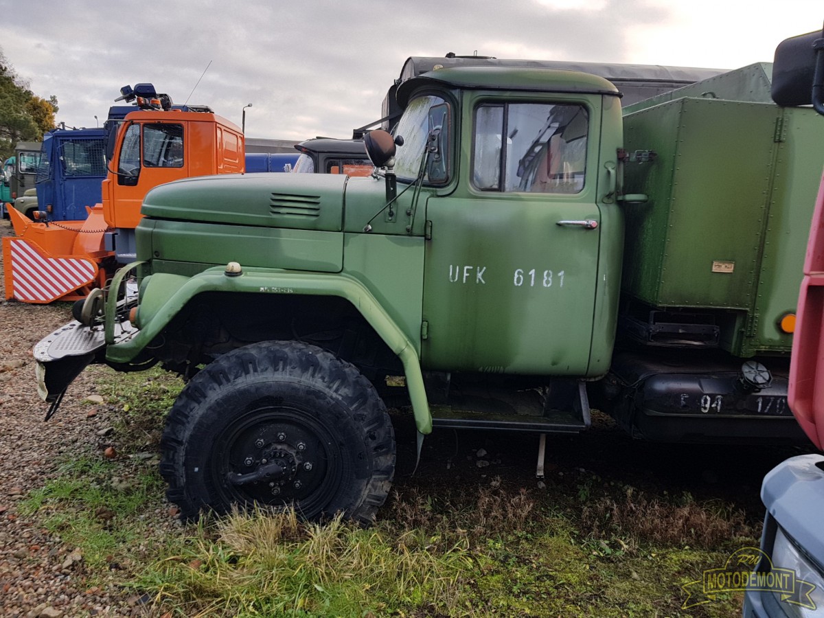 Ził 131 Dystrybutor kwasów